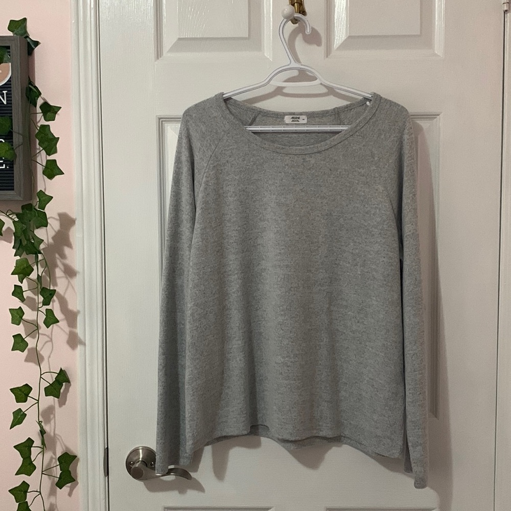 Brand new Ardene long sleeve classy top / sweater